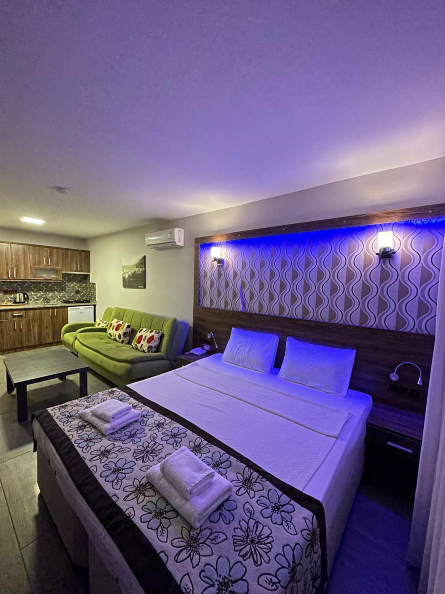 סאריגרמה Dolphin Apart Hotel מראה חיצוני תמונה