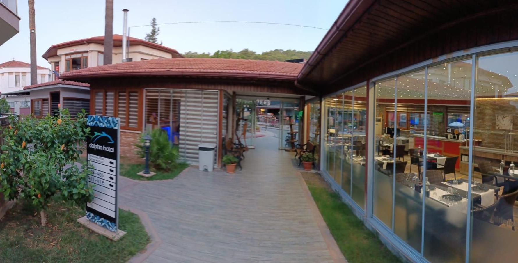סאריגרמה Dolphin Apart Hotel מראה חיצוני תמונה